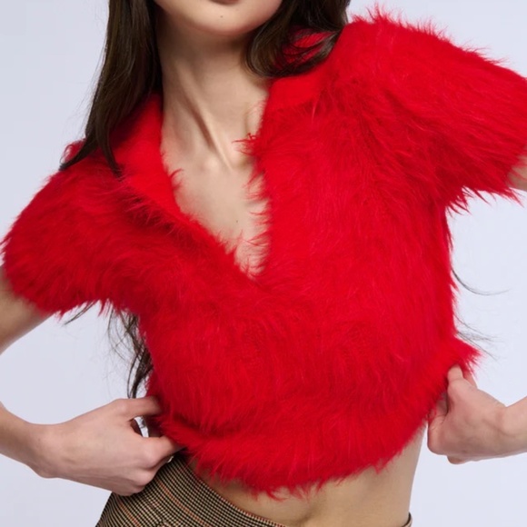 AKIRA LIFE OF THE PARTY FUZZY KNIT TOP, Christmas, Size M - Picture 2 of 7